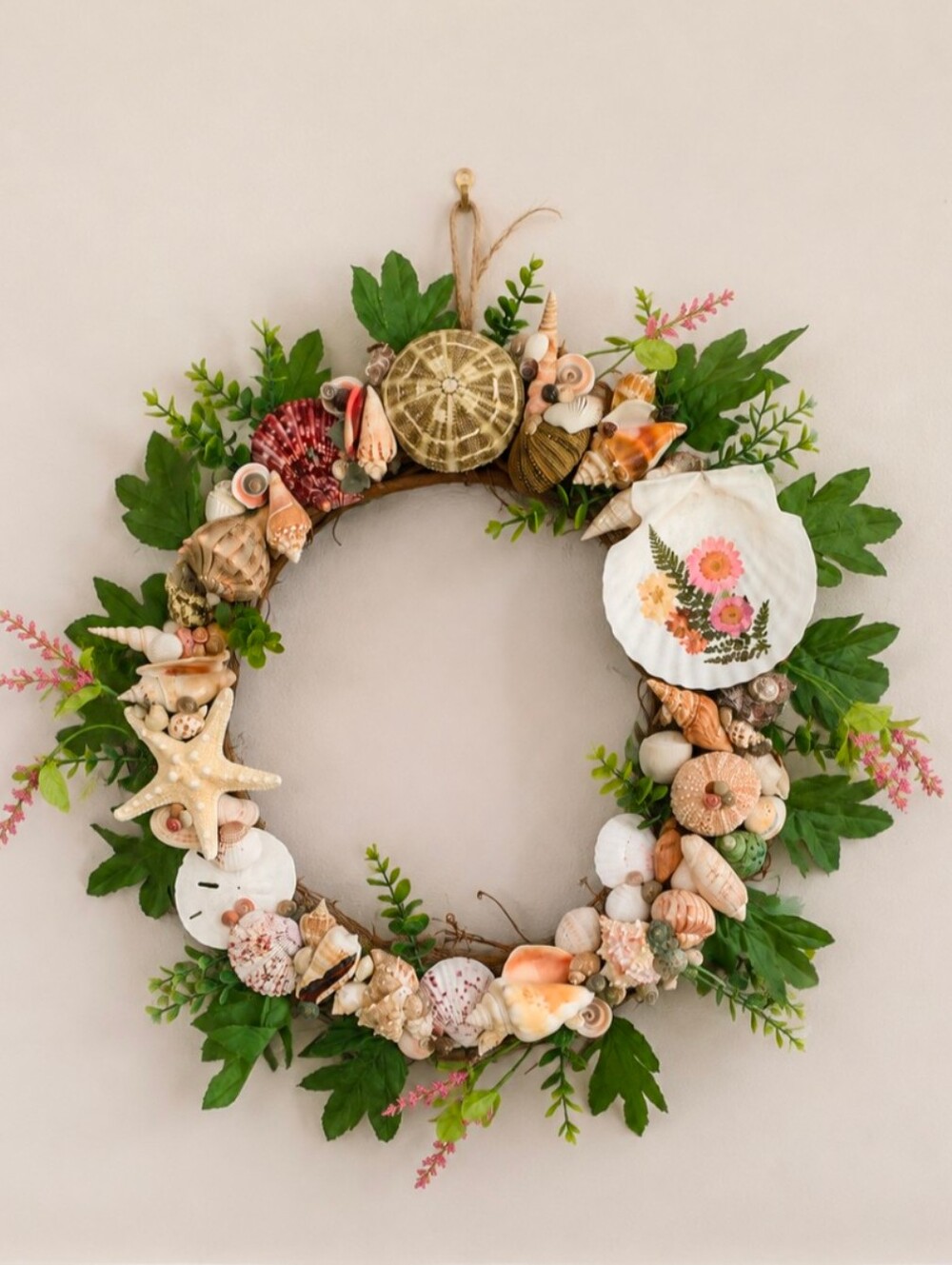 Seashell Wreath with Pink Candle Centerpiece
